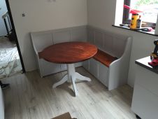 Round Pedestal Table